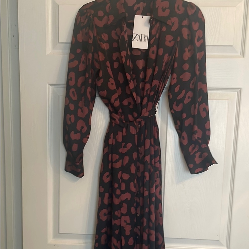 Zara Women's Black and Red Dress